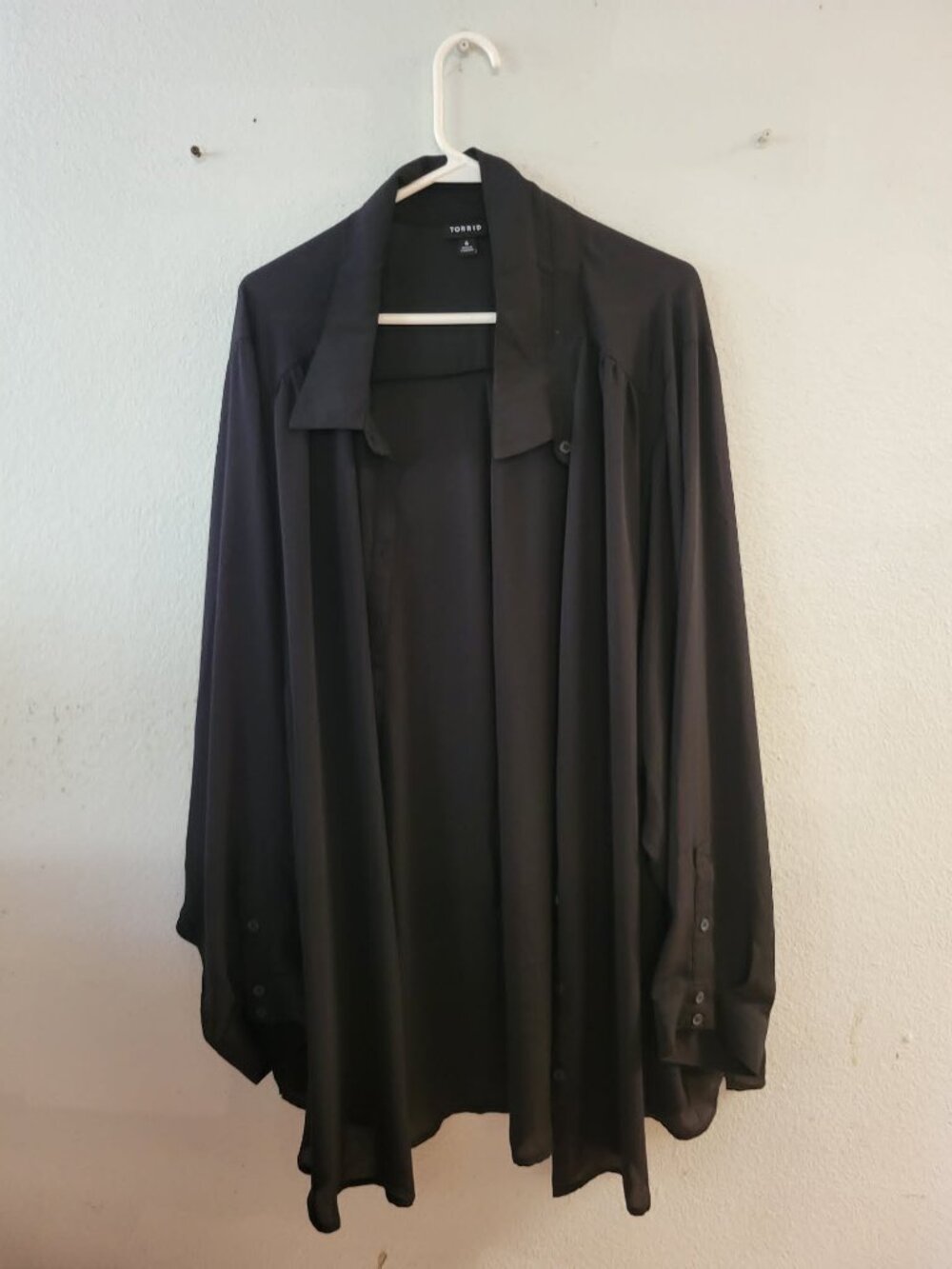 Women's Plus Size 6 Black Button up Torrid Long Sleev Blouse #305